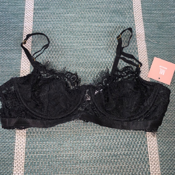 MISS LOLA Other - Miss Lola tic toc bra